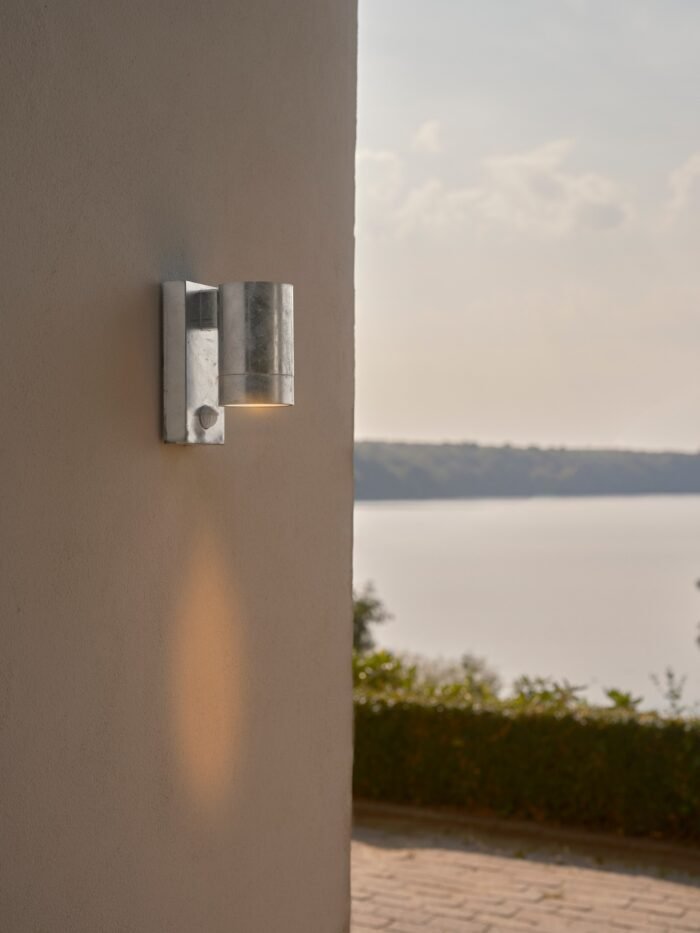 Nordlux Tin Maxi spoljašnja zidna lampa sa senzorom pocinkovana - Slika 1