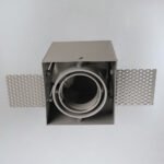 Shilo Omura ugradna lampa siva